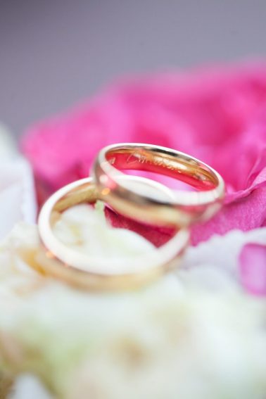 Hochzeitsreportage-Eheringe-Gravur-Ewigkeit-Heirat