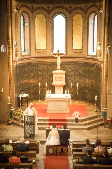 Hochzeitsreportage-Kirchliche-Trauung-Zeremonie