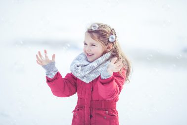 Kindershooting_Seifenblasen_im_Winter