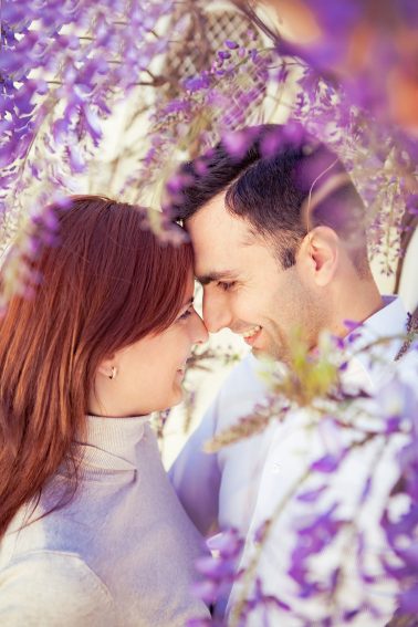Parashooting-Fruehling-Portrait-Blumen-Kopf-an-Kopf