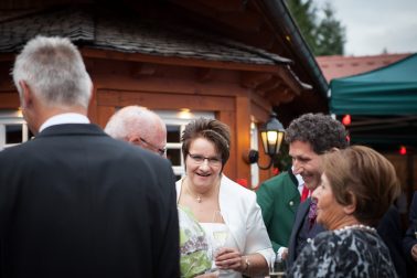 satteleihuette-baiersbronn-hochzeitsempfang