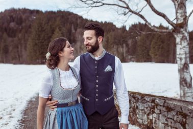 Afterwedding Brautpaar Shooting in Tracht in Füssen