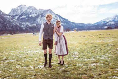 Trachtenhochzeit Brautpaar Füssen