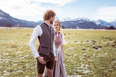 Trachtenhochzeit Brautpaar Füssen