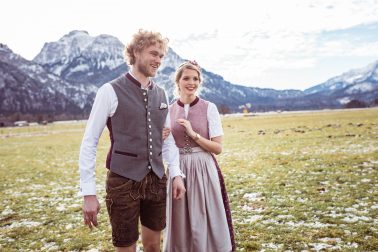 Trachtenhochzeit Brautpaar Füssen