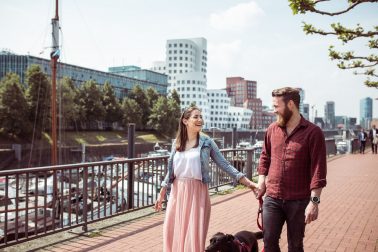 Verlobungsshooting-Medienhafen-Düsseldorf