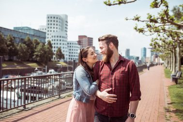 Verlobungsshooting-Medienhafen-Düsseldorf