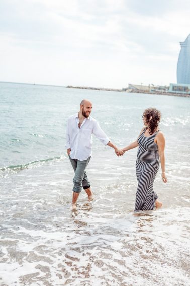 Babybauchshooting am Strand