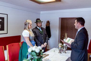 Elopment Hochzeit in Riet in Tirol