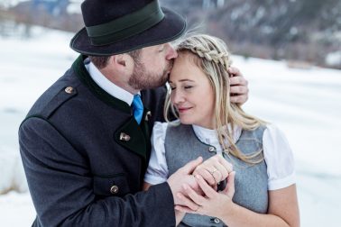 Elopment Hochzeit in den Bergen in Österreich