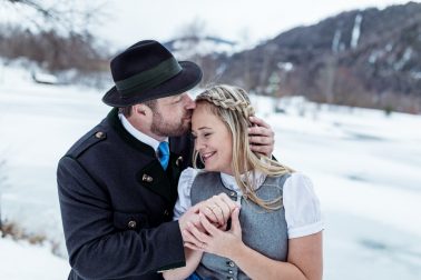 Elopment Hochzeit in den Bergen in Österreich