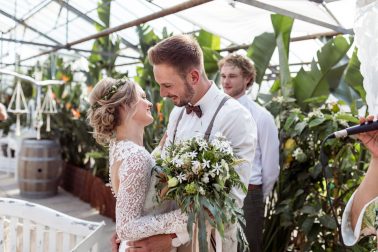 Hochzeit im Gewächshaus Decher in Karben
