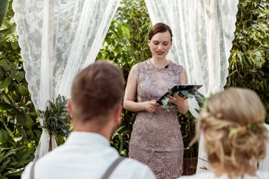 Hochzeit im Gewächshaus Decher in Karben