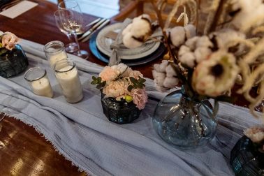 Deko Inspiration Boho Winter Hochzeit mit Trockenblumen im Mühlenhof Kalkar am Niederrhein