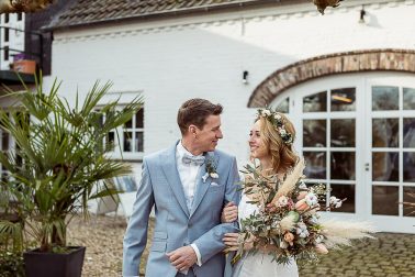 Bulli Boho Winterhochzeit im Mühlenhof Kalkar