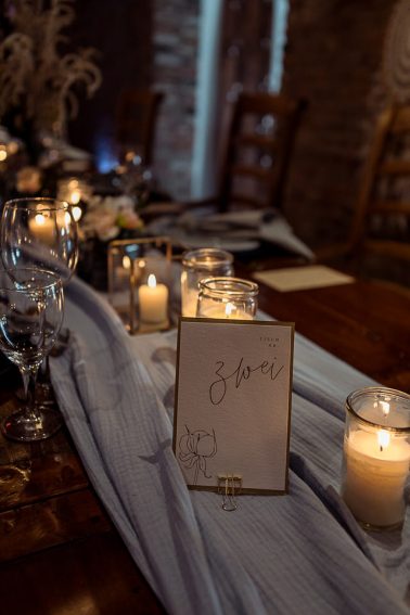 Deko Inspiration Boho Winter Hochzeit mit Trockenblumen im Mühlenhof Kalkar am Niederrhein