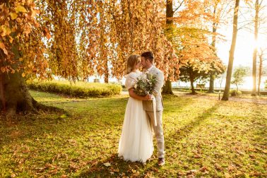 Brautpaar Elegante Winterhochzeit Villa Kalles
