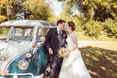 Vintage Hochzeit in Bretten auf Gut Schwarzerdhof