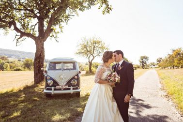 Vintage Hochzeit in Knittlingen mit Bulli