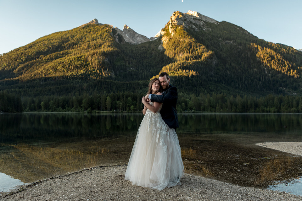 Heiraten Brautpaar am HinterseeHeiraten Brautpaar am Hintersee
