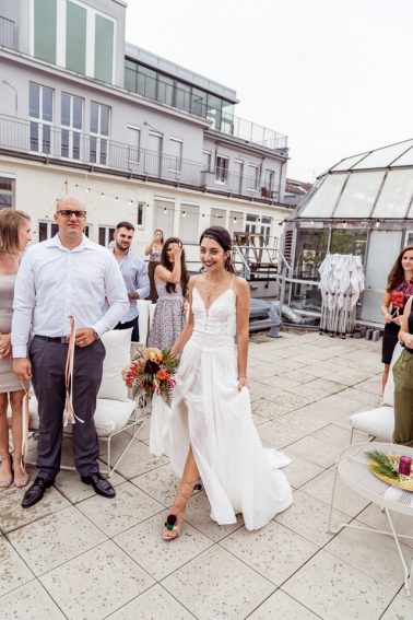 Lateinamerikanische Hochzeit im Out of Office Hochzeitsfotograf Stuttgart