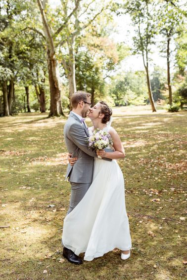 Standesamtliche Hochzeit mit Feier im Bootshaus im Volksgarten in Düsseldorf