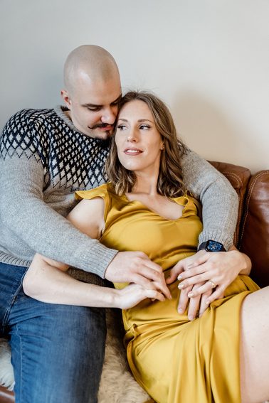 Babybauch Shooting in Düsseldorf Homestory