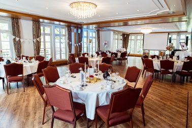 Heiraten im Hotel Schloss Friedestrom in Zons
