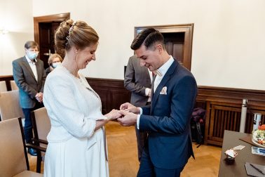 Hochzeitsfotograf Standesamt Düsseldorf in der Inselstraße