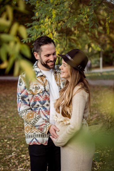 Schwangerschaft Shooting in Düsseldorf Zoo Park im Herbst