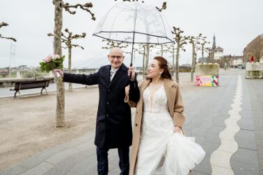 Brautpaarshooting heiraten in der Altstadt Düsseldorf